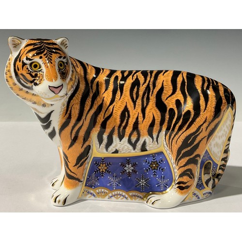 5169 - A Royal Crown Derby paperweight, Siberian Tiger, Designers' Choice Collection, limited edition 43/75... 