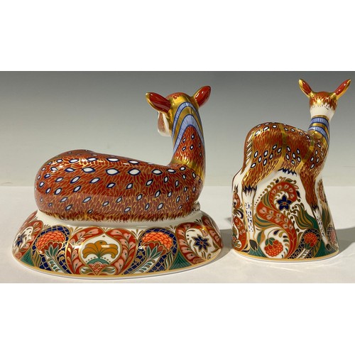 5013 - A pair of Royal Crown Derby paperweights, Roe Deer and Fawn, designed exclusively for the Royal Crow... 