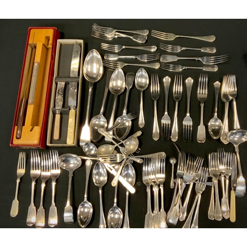 243 - A quantity of 20th century epns and other flatware; etc