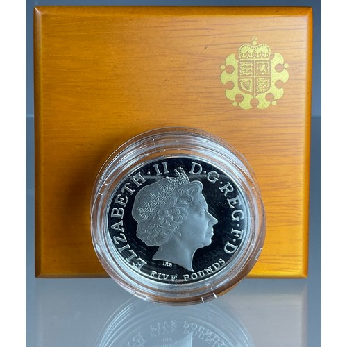 278 - A Royal Mint 2008 UK Queen Elizabeth I £5 Piedfort Platinum Proof Coin, commemorating the Accession ... 