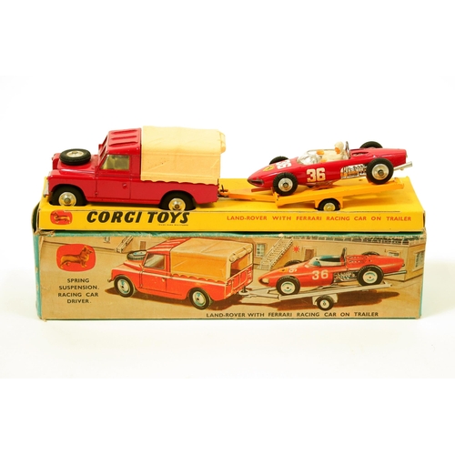 7131 - Corgi Toys Gift Set 17, Land-Rover with Ferrari racing car on trailer, comprising 438 Land-Rover, re... 