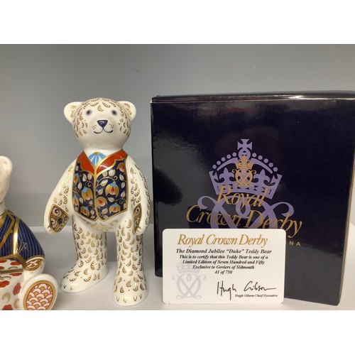 5188 - A Royal Crown Derby paperweight, The Diamond Jubilee ‘Duke’ Teddy Bear, exclusive to Goviers of Sidm... 