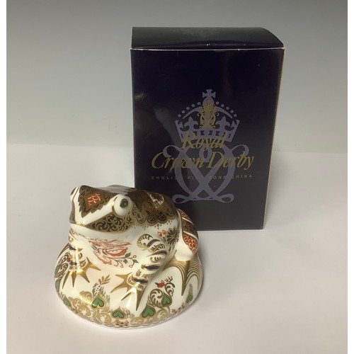 3229 - A Royal Crown Derby paperweight, Imari Frog, printed in the 1128 pattern, limited edition 1,361/4,50... 