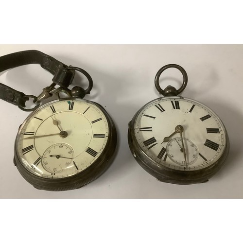 3353 - A Victorian silver open face pocket watch, white enamel dial, Roman numerals, subsidiary seconds dia... 