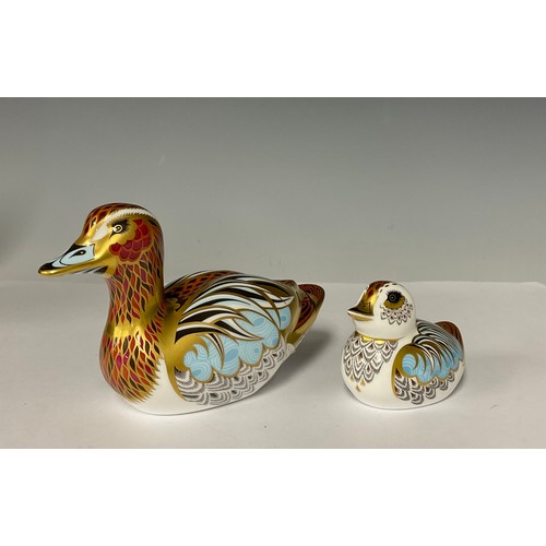 3006 - A pair of Royal Crown Derby paperweights, Duck and Duckling, Collector's Guild exclusives, gold stop... 