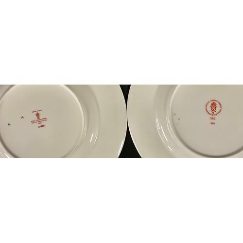 3035 - A Royal Crown Derby Imari 2451 pattern dinner plate and dessert plate, seconds; pair of 2451 pattern... 