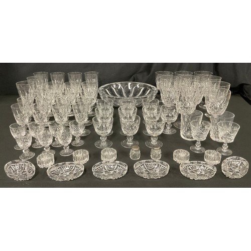 95 - Glassware - a set of ten Stuart Crystal glass wine glasses; other Stuart Crystal glasses, various si... 