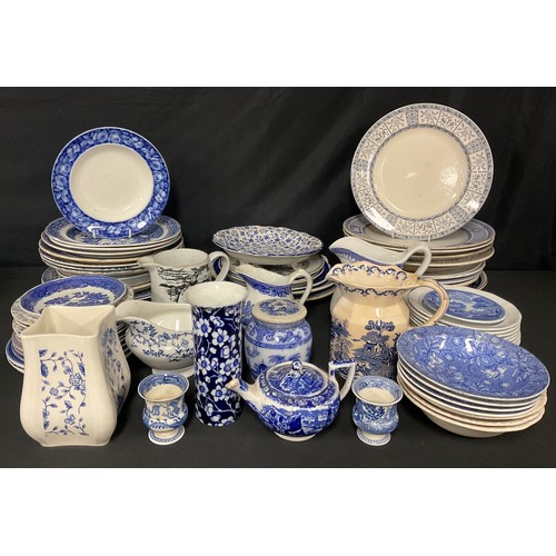 105 - Staffordshire Blue and White - assorted transfer printed pieces, 19th century and later, Spode, Wedg... 