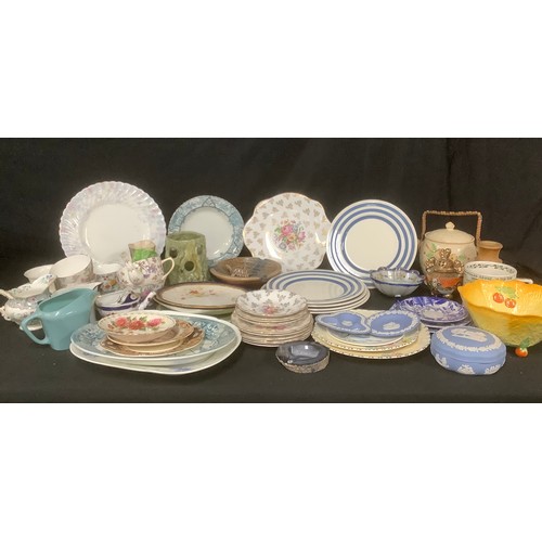 109 - A set of four Staffordshire, blue and white banded 