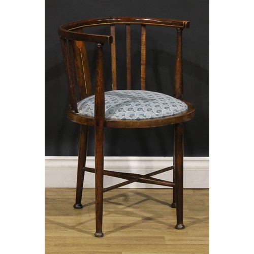 365 - An Edwardian horseshoe drawing room chair, 74cm high, 55.5cm wide, the seat 46cm wide and 38cm deep;... 