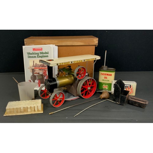 127 - A Mamod Steam Engine, with accessories