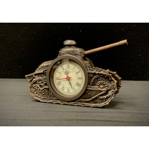 299 - A novelty desk clock as a tank, roman numerals, 16cm long