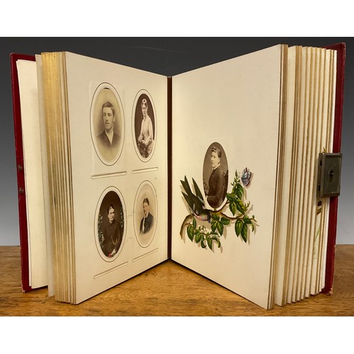 3611 - Photography - a 19th century album of photographs, various portraits and family groups