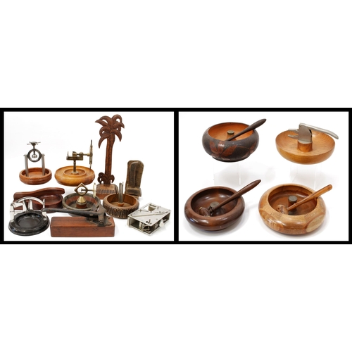 3601 - Nutcrackers - table top models, various types, screw-action, percussion, mechanical (qty)