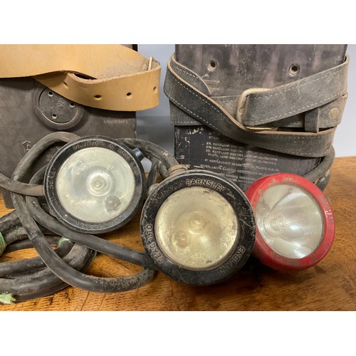 3253 - Coal Mining Interest - a miner's headlamp, Oldham & Son, Denton Manchester, with Lamp Type GT/GTL ba... 