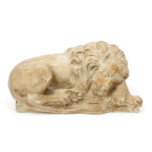 3182 - After Antonio Canova, Lion, plaster, 22cm wide