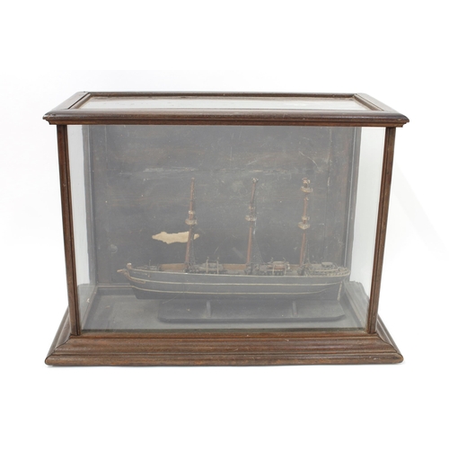 3209 - An early 20th century model ship, Cutty Sark, glazed mahogany case, 41cm high, 58cm wide