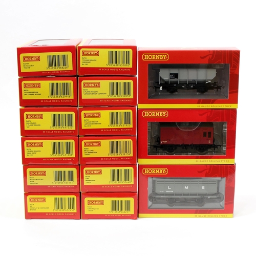 7261 - Hornby OO Gauge rolling stock, comprising R6625 GWR Mogo van, window boxed; R6679 BR Horse box, wind... 