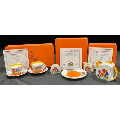 168 - A Bradford Exchange Clarice Cliff Bizarre Crocus pattern tea for two, comprising tea pot, pair of cu... 