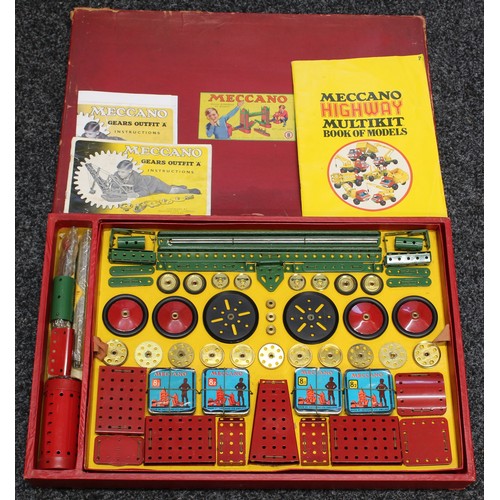 7308 - Model Engineering and Constructional Toys - a Meccano outfit No.8, comprising various red and green ... 