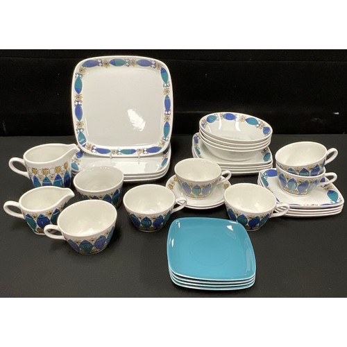 450 - A Figgjo Flint Turi-Design Clupea part dinner and tea service, comprising dinner plates, salad plate... 