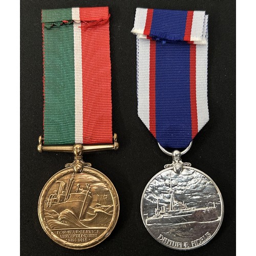 9005 - WW1 British Mercantile Marine Medal to Claude Locke. Complete with ribbon. Along with a WW1 Royal Fl... 