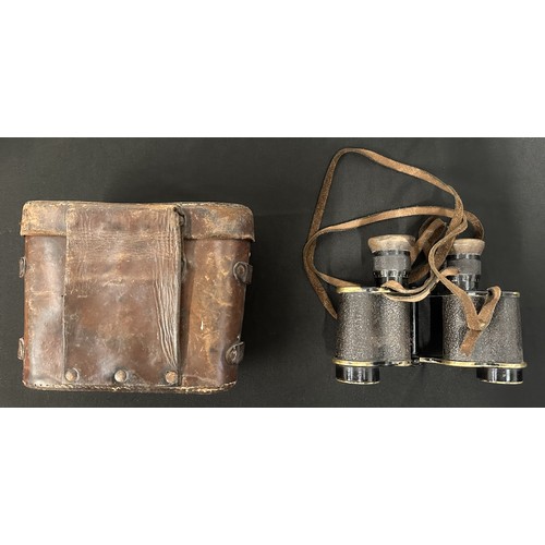 9106 - WW1 British Stereo Prism Binoculars Power 6. Maker marked 