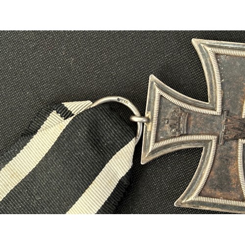 9133 - WW1 Imperial German Eisernes Kreuz 2. Klasse 1914. Iron Cross 2nd class 1914. Complete with original... 