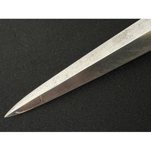 9158 - WW2 British 2nd Pattern Fairbairn-Sykes Fighting Knife. Early Nickle finish knife with 169mm long bl... 