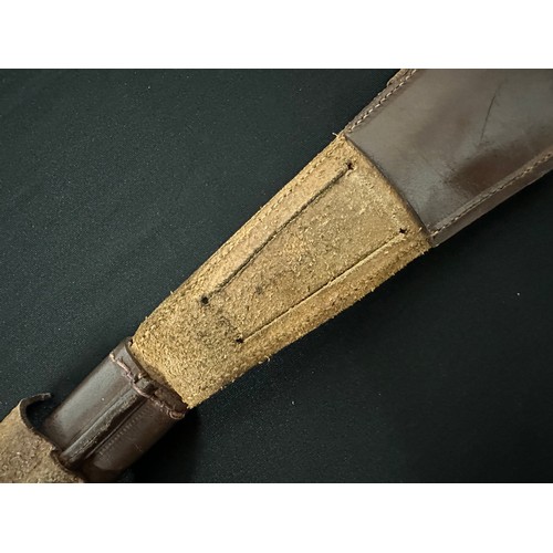 9158 - WW2 British 2nd Pattern Fairbairn-Sykes Fighting Knife. Early Nickle finish knife with 169mm long bl... 