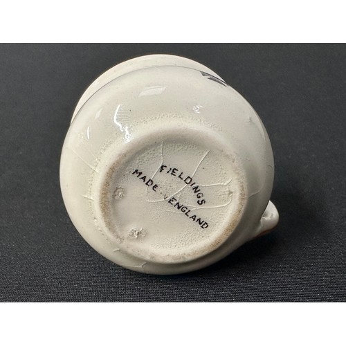 9161 - WW2 British Fieldings miniature ceramic ashtray in the form of a chamber pot, 'FLIP YOUR ASHES ON OL... 