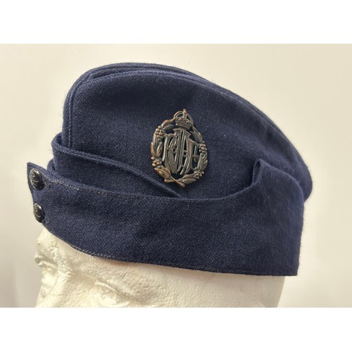 9181 - WW2 RAAF Field Service cap in dark blue wool complete with bronze RAAF cap badge. Maker marked and d... 