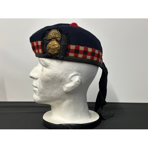 9182 - WW2 British Royal Scots Fusiliers Glenngarry complete with Kings crown cap Badge. No size or makers ... 