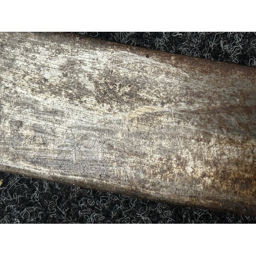 9196 - WW2 US Machete with single edged blade 445mm in length maker marked and dated 