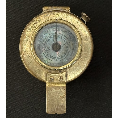 9198 - WW2 British Compass MKIII. Maker marked and dated 