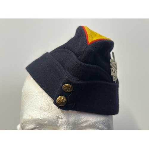 9201 - WW2 British Gloucestershire Regiment Coloured Field Service cap. Complete with cap badge and GS butt... 