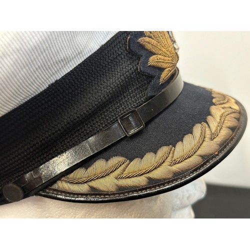 9206 - WW2 British Royal Navy Senior Commanders Cap. Kings Crown Bullion Wire Cap badge. Removeable white c... 