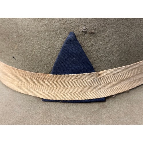 9215 - WW2 British Bush Hat with blue triangle formation sign to side of hat. Single cloth band Pugree. Fou... 