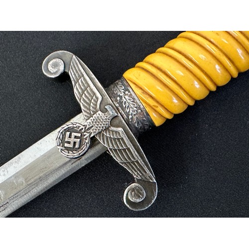 9227 - WW2 Third Reich Heer Officers Dienstdolch dagger with double edged blade 255mm in length. Maker mark... 