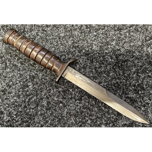 9285 - WW2 US M3 Fighting Knife with double edged blade 172mm in length, Parkerized finish, maker marked 