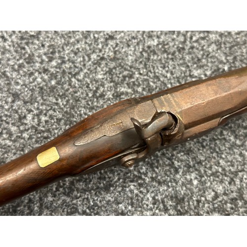 9323 - A single barrel percussion cap shotgun with 825mm long barrel. Bore approx. 23mm. Action holds at bo... 