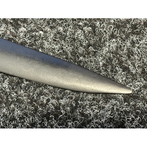 9064A - British 1863 Pattern Whitworth bayonet with Single edged fullered ‘yataghan’ downward-curving blade ... 