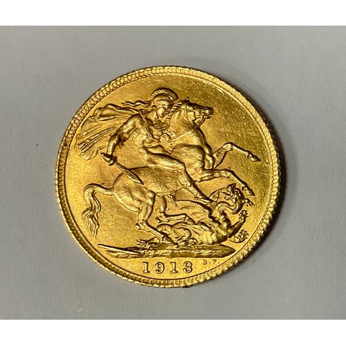 346 - A George V Sovereign, 1913, London mint, 8g