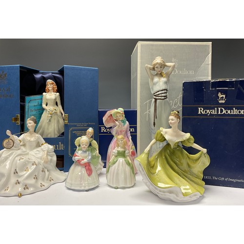 75 - A Royal Doulton figure, The Duchess of York, HN 3086, limited edition 542/1,500, certificate, boxed;... 