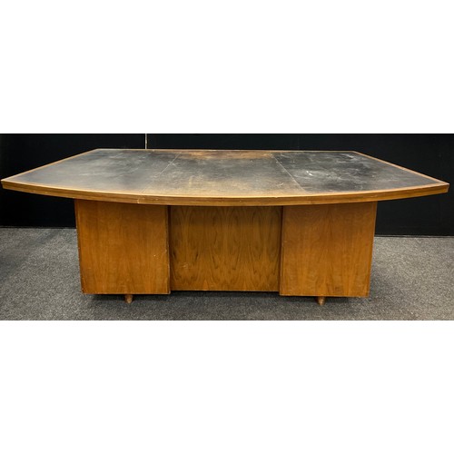 67 - A mid 20th century walnut veneered Register Office pedestal desk, by Carson’s Office Furniture, the ... 