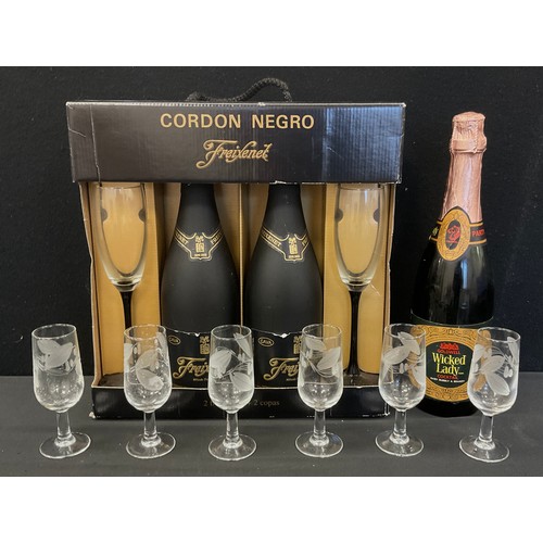 247 - Wines & Spirits - Freixenet Cordon Negro Cava, two bottle and glasses boxed set,  Goldwell Wicked La... 