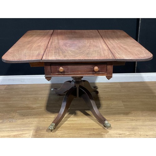 117 - A George IV mahogany Pembroke table, 74cm high, 112cm long, c.1825