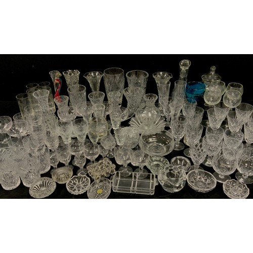 147 - A quantity of glassware including; Stuart glass, Edinburgh; etc