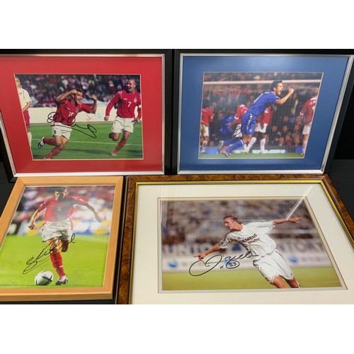 245 - Autographs - Football, colour photographs, David Beckham, Real Madrid white strip, No23, signed in b... 