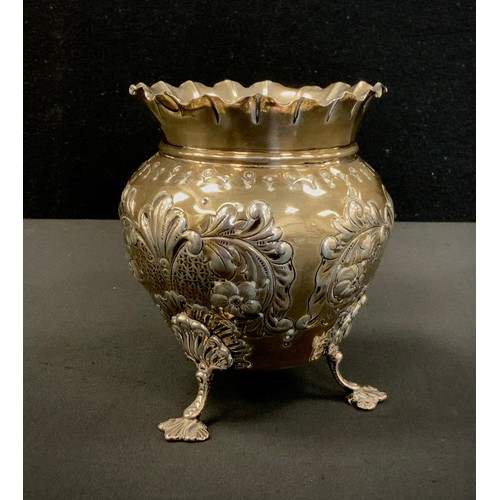 292 - An Edwardian silver vase, Rufford Hunt, 1905, Entry Second Prize, Shamrock, Walked by R Harvey, Gold... 